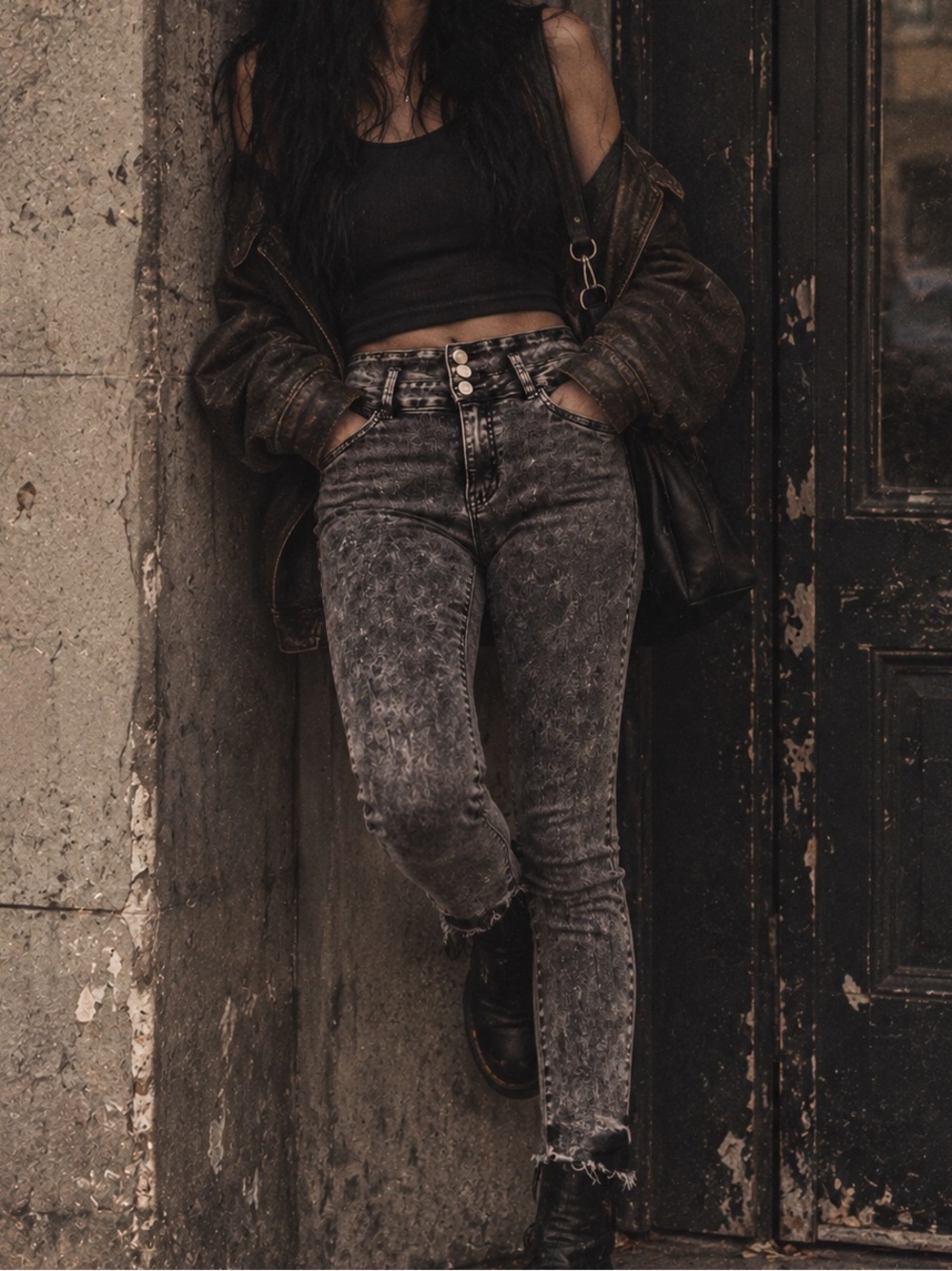 IBIZA | Ultra High Rise | Push Up | Gray Acid Wash | Size 9 🖤